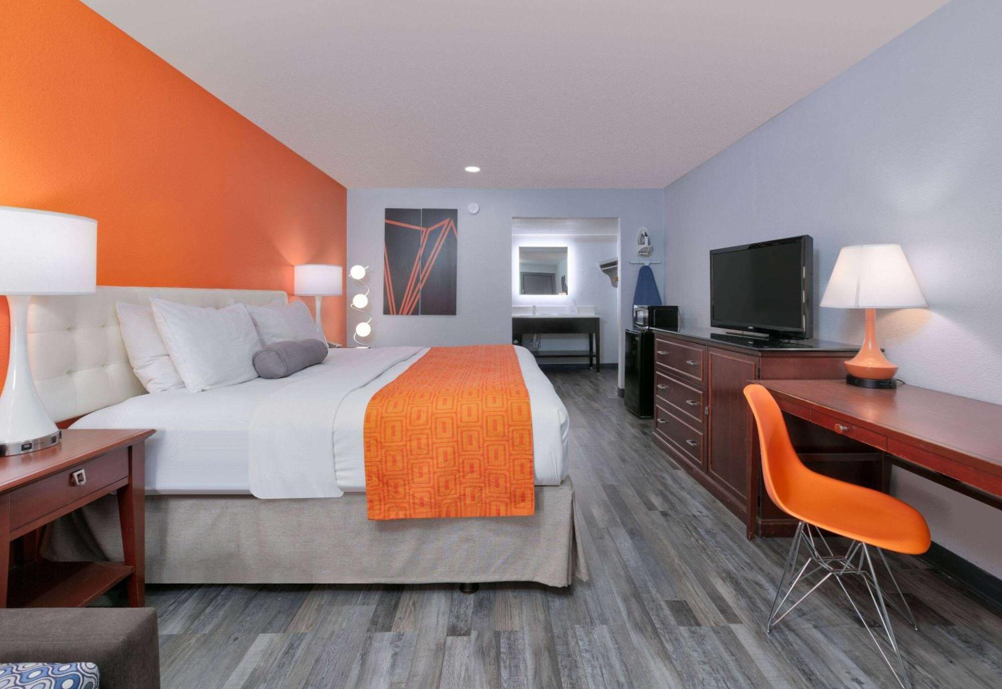 Howard Johnson By Wyndham San Marcos Exterior foto
